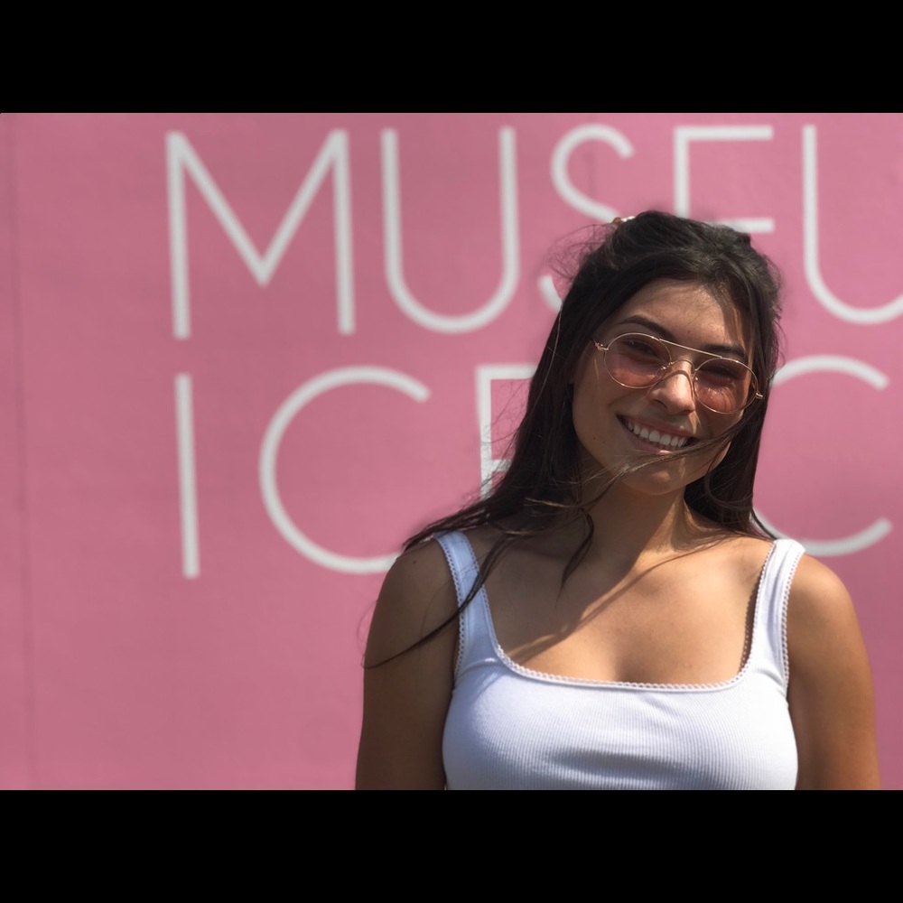 Meet your Posher, Mikayla